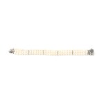 Pearl sapphire gold bracelet
