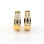 Diamond gold pair of earrings