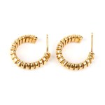 Gold earrings, tubogas style