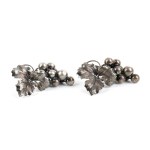 MARIO BUCCELLATI, Nature Collection: a pair of silver bunches of grapes Italy, 20th century