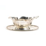 Italian solid silver gravy boat first half of the 20th century
