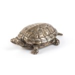 CUSI, Italian solidf silver turtle-shaped box mid-20th Century