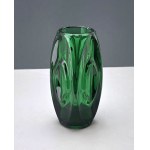 Green vase designed by R. Schrotter, Sklo Union Bohemia, 1960s, Rosice Glassworks