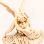 "Amor e Psiche" alabaster sculpture by A. Santini