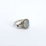 Vintage silver ring with a natural labradorite