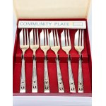 Oneida silver-plated fish fork set in its original box