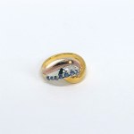 Gold-plated silver ring with natural blue sapphires