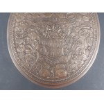 Plaque. Première moitié du XXe siècle.