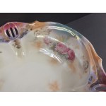 Dekorativní porcelánová mísa s květinovým motivem. Německo, počátek 20. století?