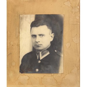 FOTOGRAFIA - Policjant - Bielsko-Biała - Lata 20/30 [Policja Państwowa, duży format 24x18 cm]