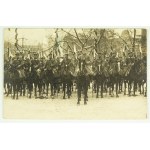 PHOTOGRAPH - Mounted Riflemen of the 1st Wielkopolska Uhlan Regiment. Oath of the Wielkopolska Army, January 26, 1919 [15th Poznań Uhlan Regiment]