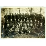 Group photograph of the State Police, Kraków District. ca. 1930 [State Police, Superintendent, Police Cadet, bayonets,]