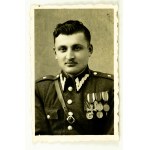 PHOTOGRAPH - Second Lieutenant of the Polish Army [decorations]