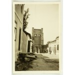 Photograph - Szydłów. 14th-century entrance gate.