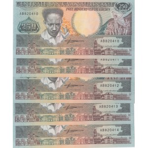 Suriname, 250 Gulden, 1988, UNC, p134, (Total 5 consecutive banknotes)