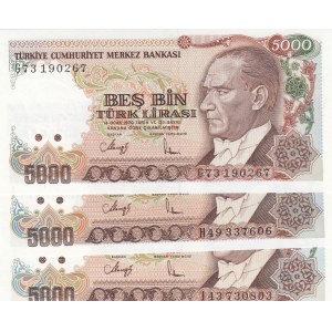 Turkey, 5.000 Lira, 1990, UNC, 7/4. Emission, p198, (Total 3 banknotes)