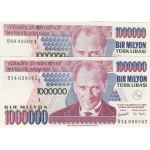 Turkey, 1.000.000 Lira, 2002, UNC, 7/3. Emission, p209c, DIFFERENT WATERMARK, (Total 2 banknotes)