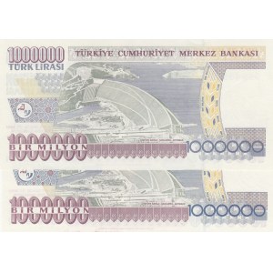 Turkey, 1.000.000 Lira, 2002, UNC, 7/3. Emission, p209c, DIFFERENT WATERMARK, (Total 2 banknotes)
