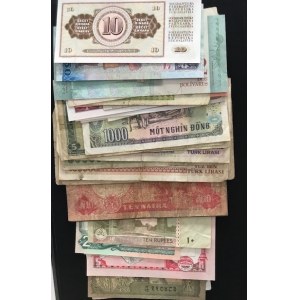 Mix Lot, 40 banknotes belonging to 18 different countries between POOR condition and UNC condition