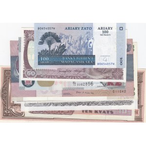 Mi Lot, 10 different banknotes. AUNC/ UNC