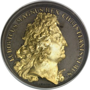 Louis XV (1715-1774). Médaille, Louis XIV et Louis XV, en bronze aux reliefs dorés, par Mauger et Roëttiers ND (c.1725), Paris.
