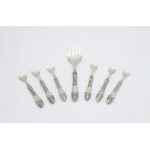 Set: 6 fish forks and 1 center-of-the-table fork