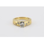 Diamond ring