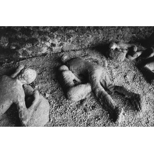 Gianni Berengo Gardin, Gianni Berengo Gardin (1930–2025) — Pompeii, 1970s