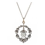 Pendentif à motif floral avec chaîne, XIXe/XXe siècle, Art nouveau
