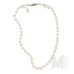 Silver - Vintage Pearl Necklace with Decorative Clasp
