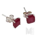 Silver (0.925) - Earrings with a Red Stone