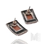 Silver (0.925) - Rectangular Earrings with a Greek Pattern and Desert Sand