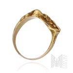 10k Gold - Round Ring with Abstract Design