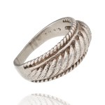 Silver (0.925) - Ring with a Chain-Shaped Design