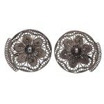 Silver - Filigree - Round Clips with a Floral Motif