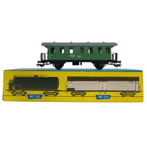 PIKO Model Train / DR Passenger Car (Me 312 - 01)