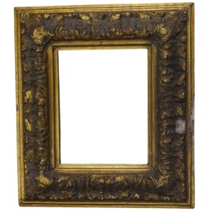 Gilded frame with oak leaves