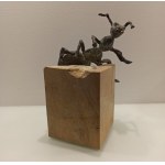 Rafał Cywiński. Bronze sculpture Ant