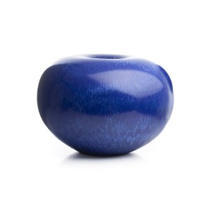Henryk Lula, Sapphire Bucket with White Spots, 2015