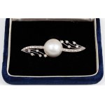 BROOCH, Japan, K. Uyeda