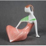 "Seated Girl" figurine, Henryk JĘDRASIAK, Chodzież, 1960s.