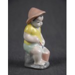 Boy with a Shovel figurine, Ćmielów, 1950s.