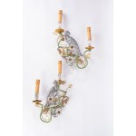 Pair of "Parrots" wall lamps in crystal and gilded and lacquered metal, Maison Baguès, 1950s–1960s
