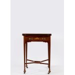 Liberty game table