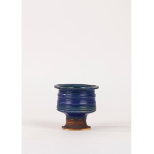 Blue ceramic cup, Annikki Hovisaari for Arabia Ceramiche, circa 1950