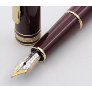 Collectible Pens - MONTBLANC - Fountain Pen - Resin barrel...