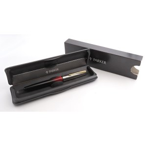 Collectible Pens - PARKER - Fountain Pen - Barrel and cap made of...