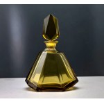Moser - Honey-colored crystal decanter - Karlsbad, 1930s