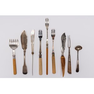 Set of nine pieces of cutlery, England, Europe, late 19th/early 20th century