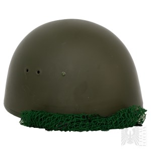 20th Century/Poland: Polish Model 63 Helmet for Airborne Units/Paratroopers/Parachutists